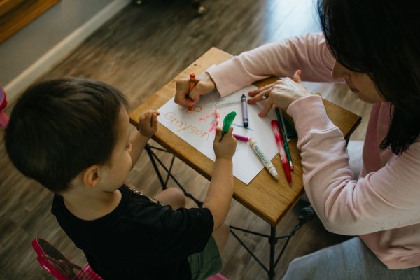 Top conseils pour une garde d'enfants réussie en août 2023